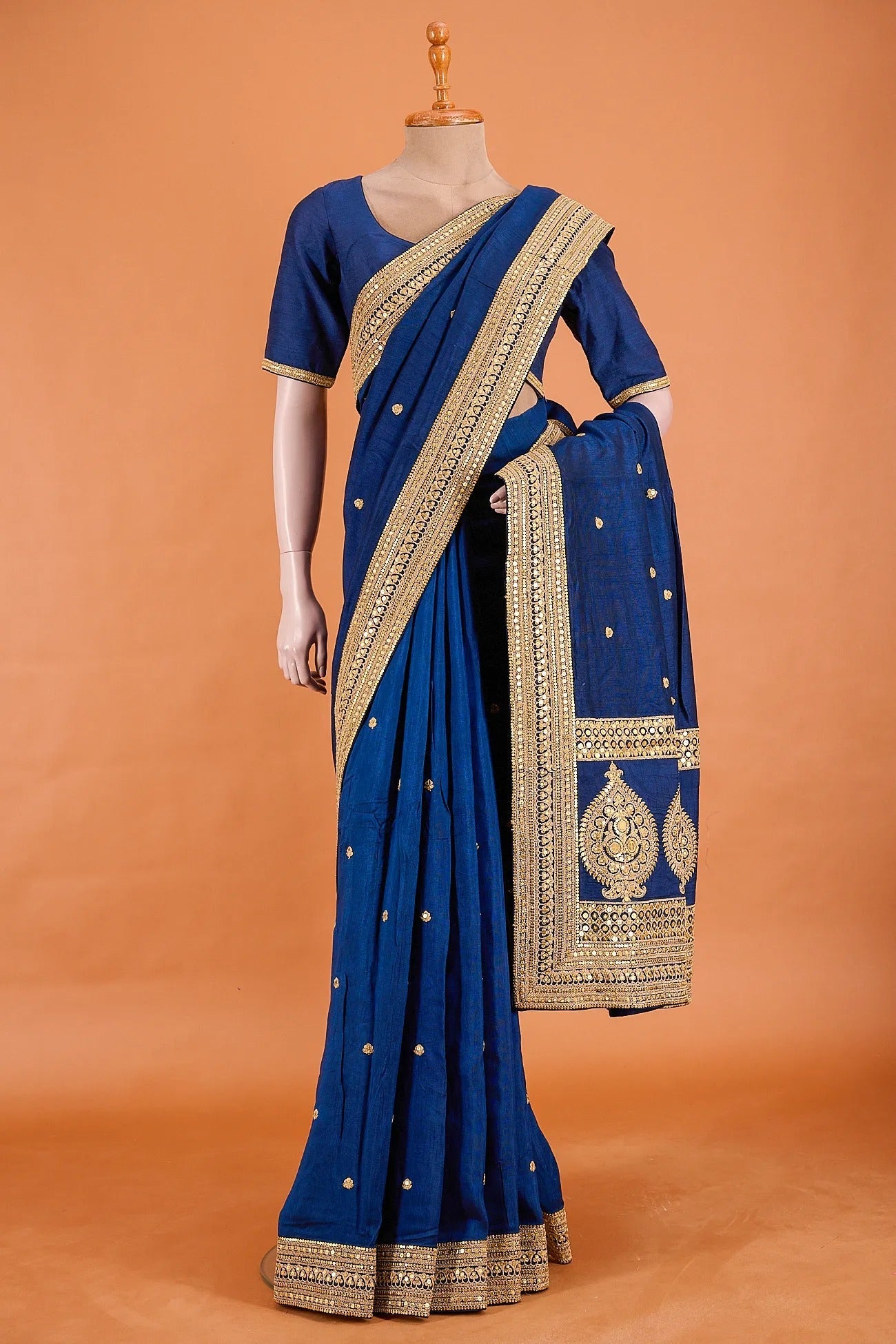 Vellotis Navy Blue Silk Saree with Elegant Gold Zari Border – Festive & Party Wear